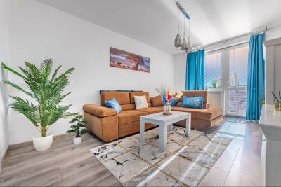 PREDAJ 4i priestranný byt s garážou, Štefanová okr.Pezinok, výborná cena!