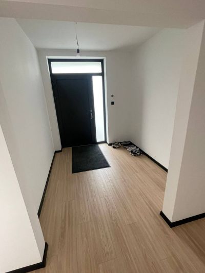 FOX - NOVOSTAVBY RD s exkluzívnym výhľadom * Smolenice * rezidenčná lokalita * pozemok 524 m2 - 18