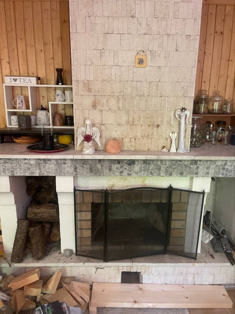 FOX - Ponúkame na predaj murovanú chatu na Dobrej Vode - 4