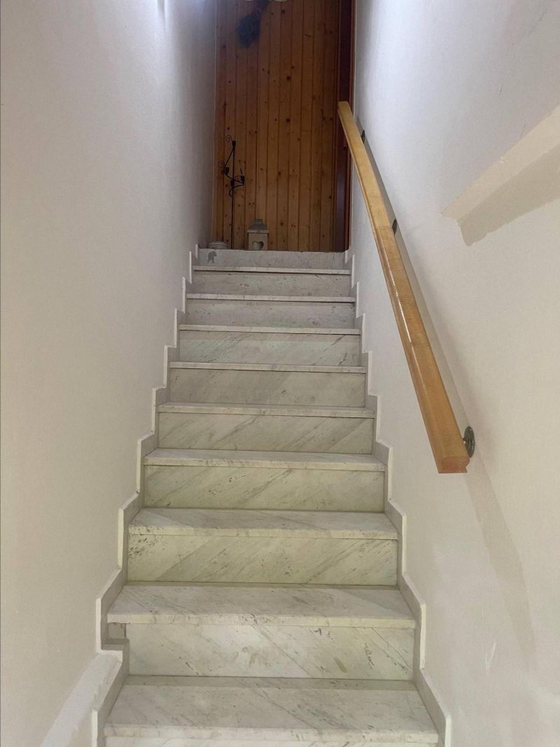 FOX - Ponúkame na predaj murovanú chatu na Dobrej Vode - 13