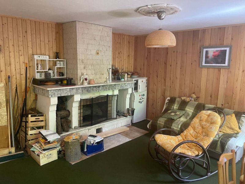 FOX - Ponúkame na predaj murovanú chatu na Dobrej Vode - 6