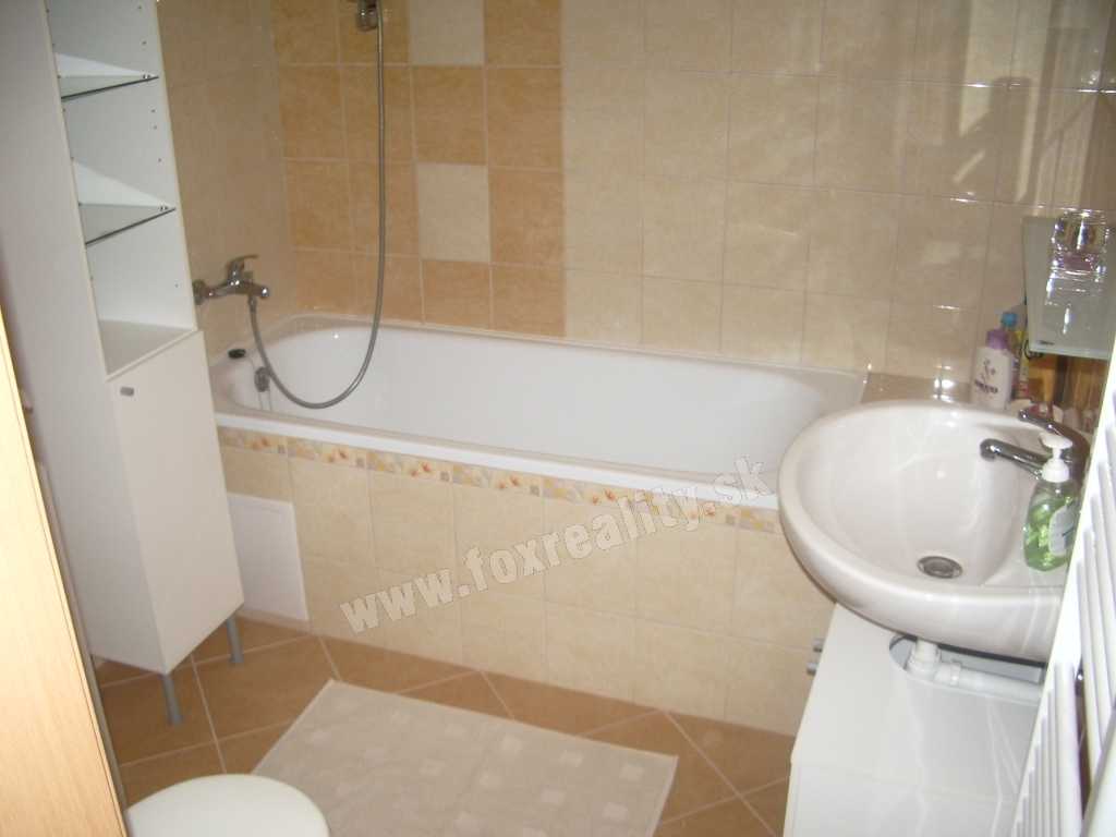 FOX - PRENÁJOM * 2 izbový byt * Biely Kostol * kompletne zariadená novostavba s parkovacím miestom - 2