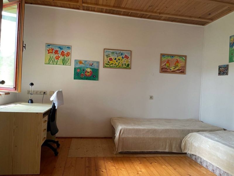 FOX - rodinný dom * Dechtice * krásne prostredie * pozemok 870 m2 s prístupom z dvoch strán - 8
