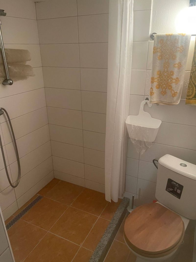 FOX - Ponúkame na predaj murovanú chatu na Dobrej Vode - 9