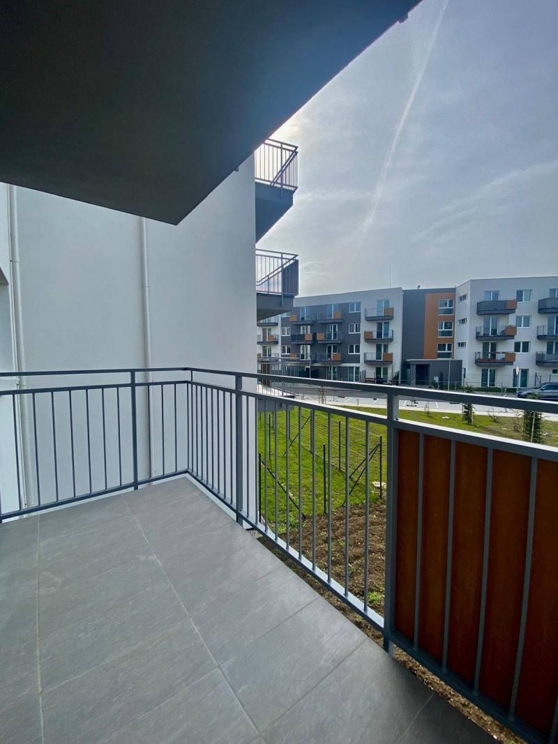 FOX - 1 izbový byt s balkónom v štandarde s kuchynskou linkou - 4