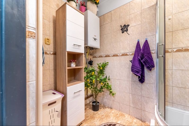 PREDAJ 4i priestranný byt s garážou, Štefanová okr.Pezinok, výborná cena! - 8