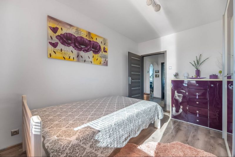 PREDAJ 4i priestranný byt s garážou, Štefanová okr.Pezinok, výborná cena! - 15